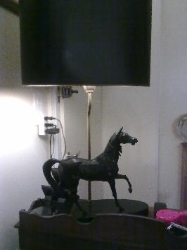 Lampe de bureau haute av.sculpt.de cheval