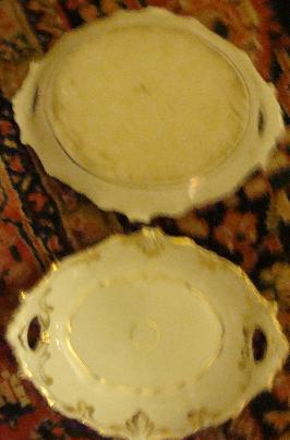 Plats en porcelaine de Paris - début XIXe