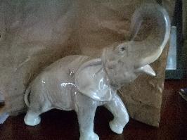 Elephant faience Goebel KPM